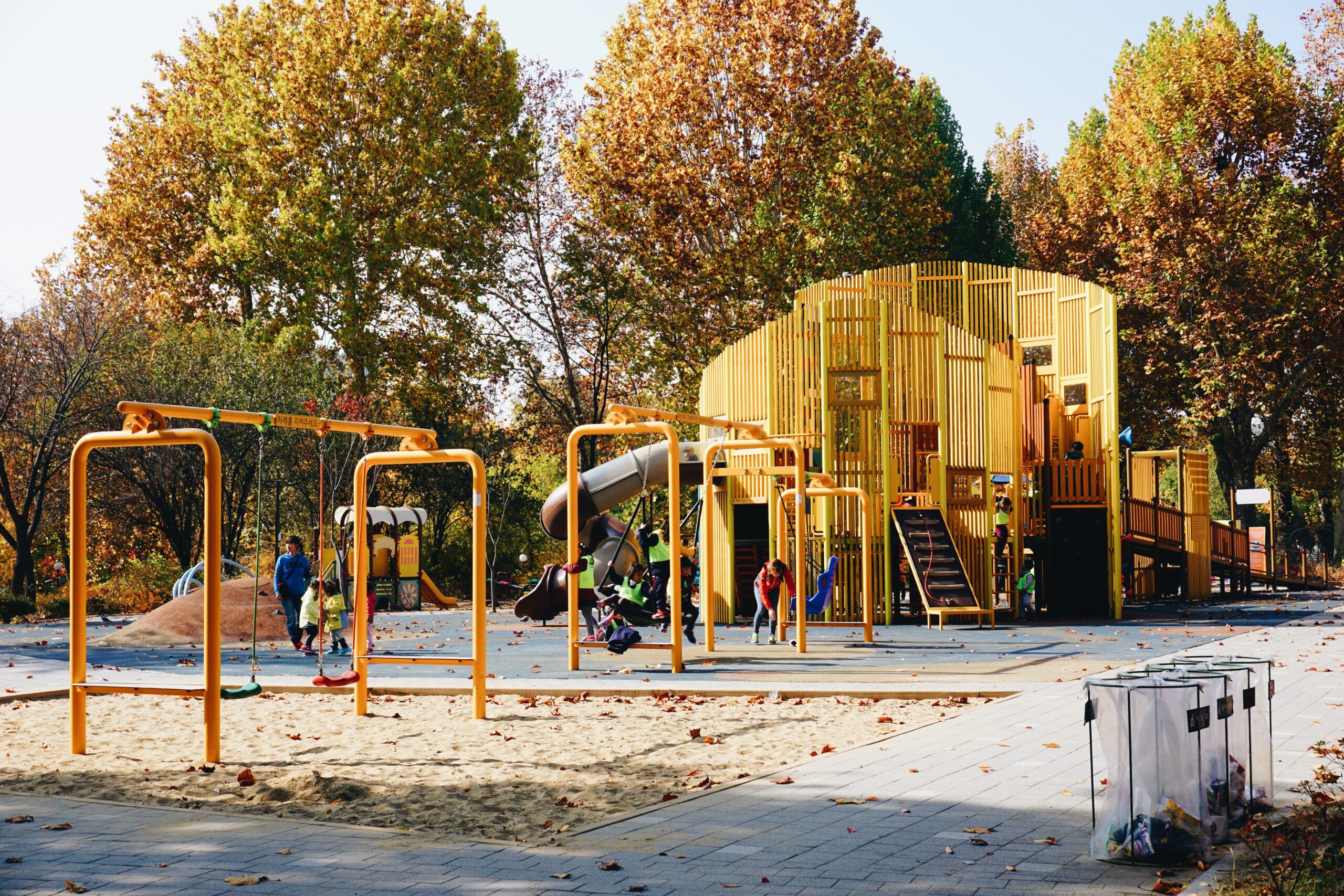 Where Can I Find A Restaurant With A Playground?