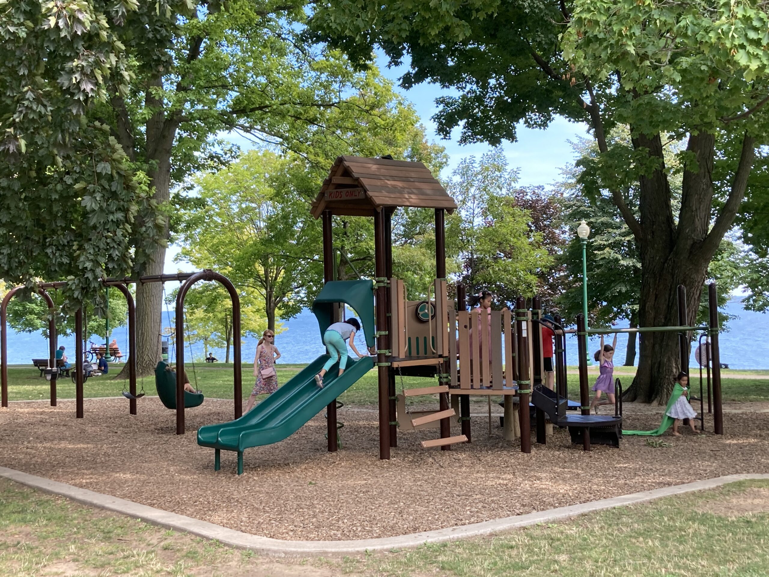 Where Can I Find A Restaurant With A Playground?